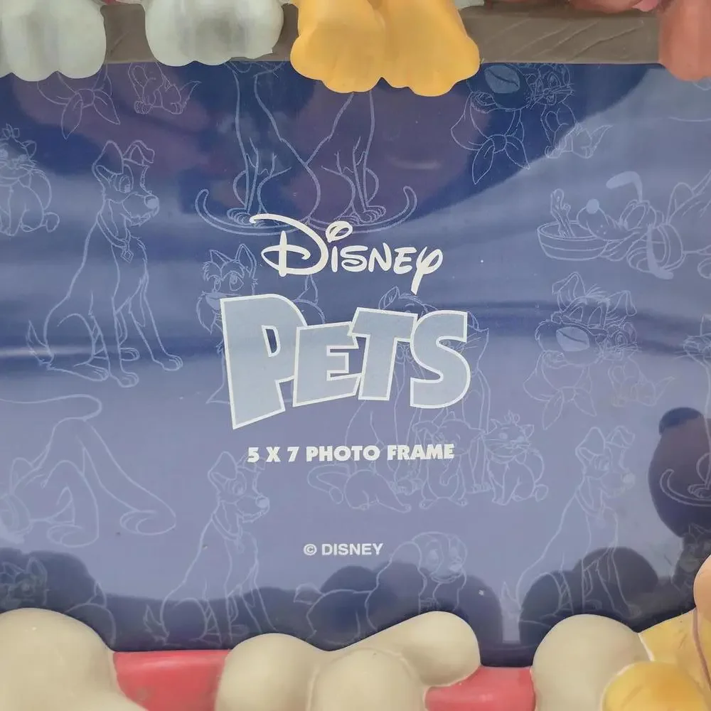 Disney Pets 5x7 Photo Frame Featuring Classic Disney Dog Characters